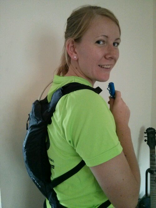running backpack asics