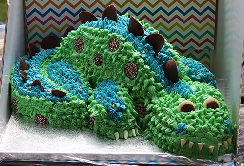 Dinosaur cake for Charles' birthday at the Dinosaur Park